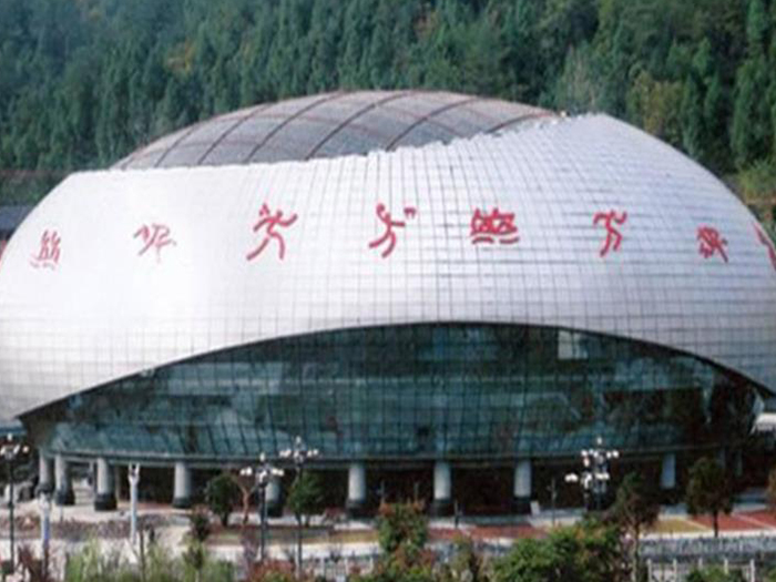 石狮体育中心球形网架加工安装